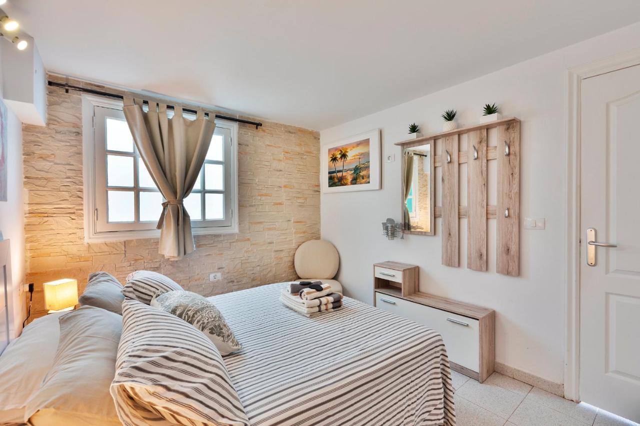 Gin Gin Vivienda Vacacional プエルト・デル・カルメン エクステリア 写真