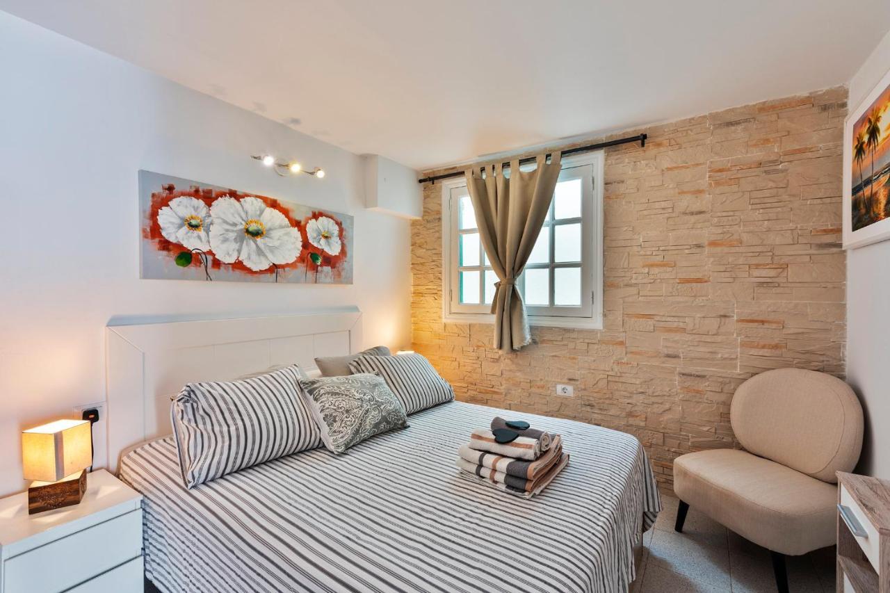Gin Gin Vivienda Vacacional プエルト・デル・カルメン エクステリア 写真
